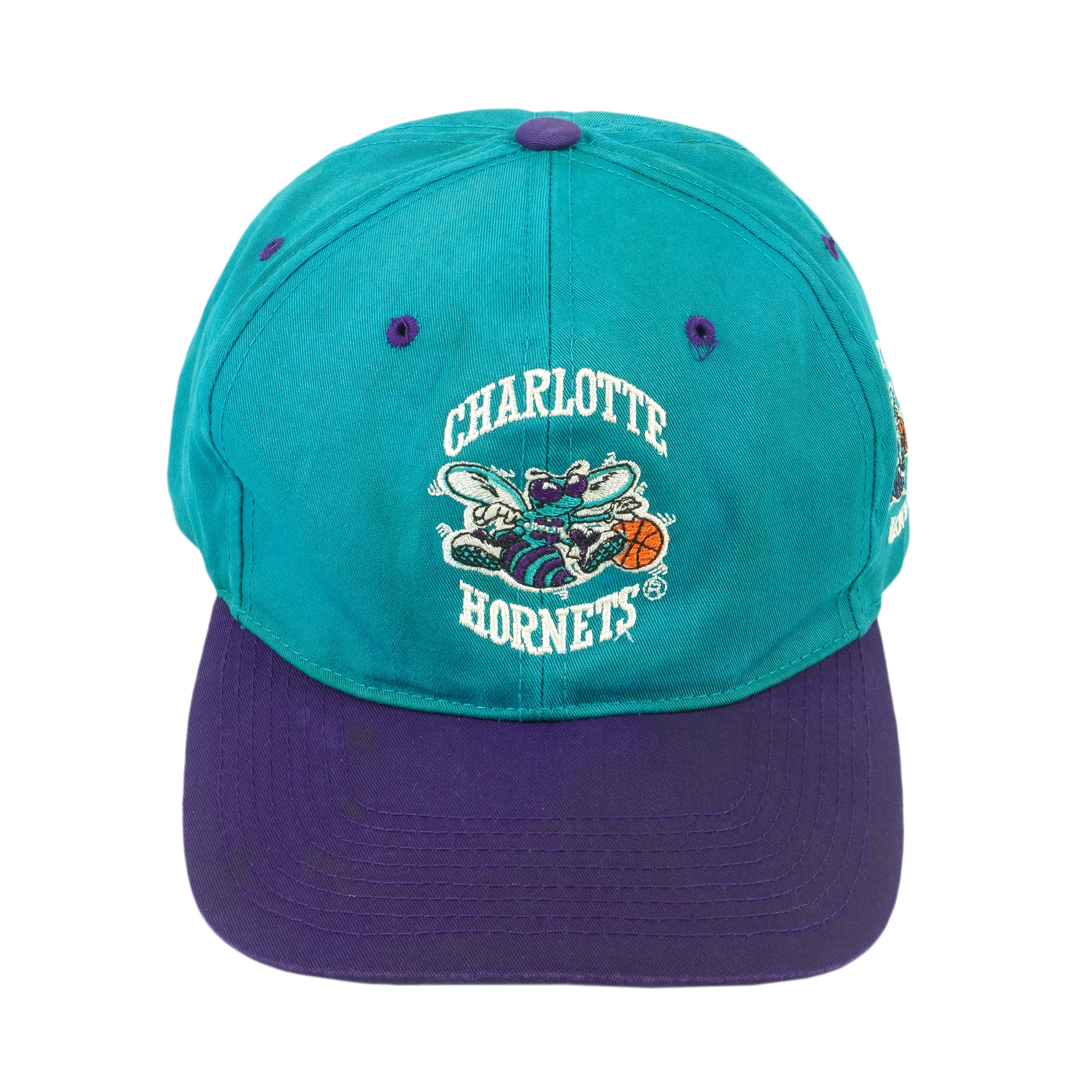 Vintage 90s Charlotte Hornets NBA Embroidered white Leather Snapback Hat