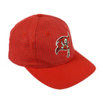 NFL (Logo 7) - Tampa Bay Buccaneers Checked/Plaid Snapback Hat 1990s OSFA Vintage Retro