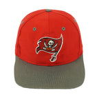 NFL (Logo 7) - Tampa Bay Buccaneers Embroidered Snapback Hat 1990s OSFA Vintage Retro