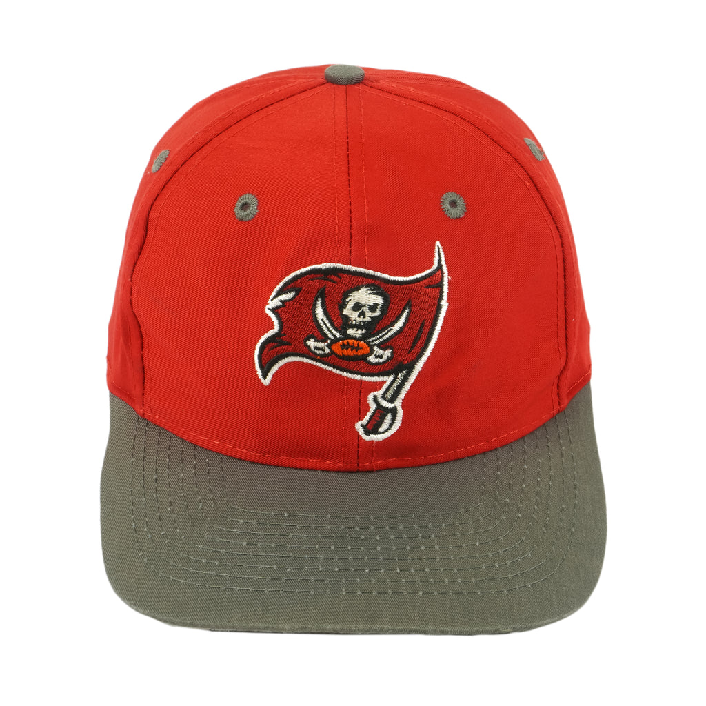 NFL (Logo 7) - Tampa Bay Buccaneers Embroidered Snapback Hat 1990s OSFA Vintage Retro