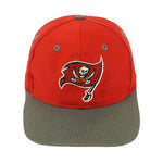 NFL (Logo 7) - Tampa Bay Buccaneers Embroidered Snapback Hat 1990s OSFA Vintage Retro