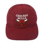 NBA (ANNCO) - Chicago Bulls Two-Tone Pro Model Snapback Hat 1990s OSFA