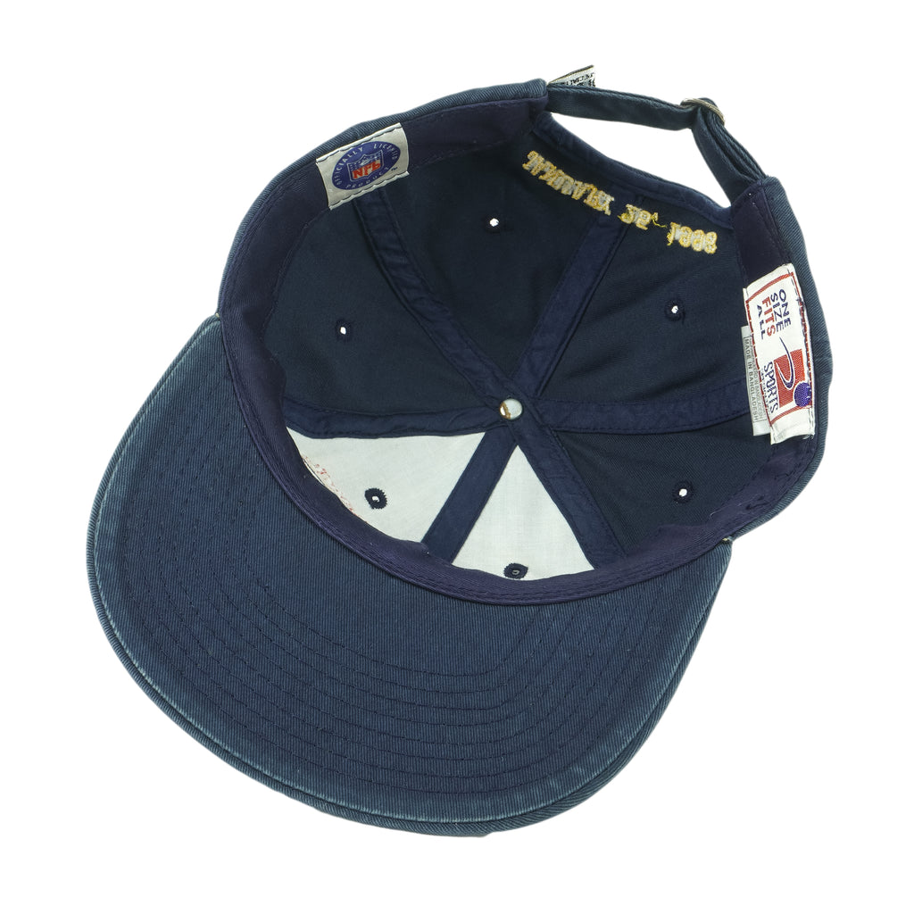 NFL (Sports Specialties) - Denver Broncos Super Bowl XXXII Champions Strapback Hat 1998 OSFA Vintage Retro