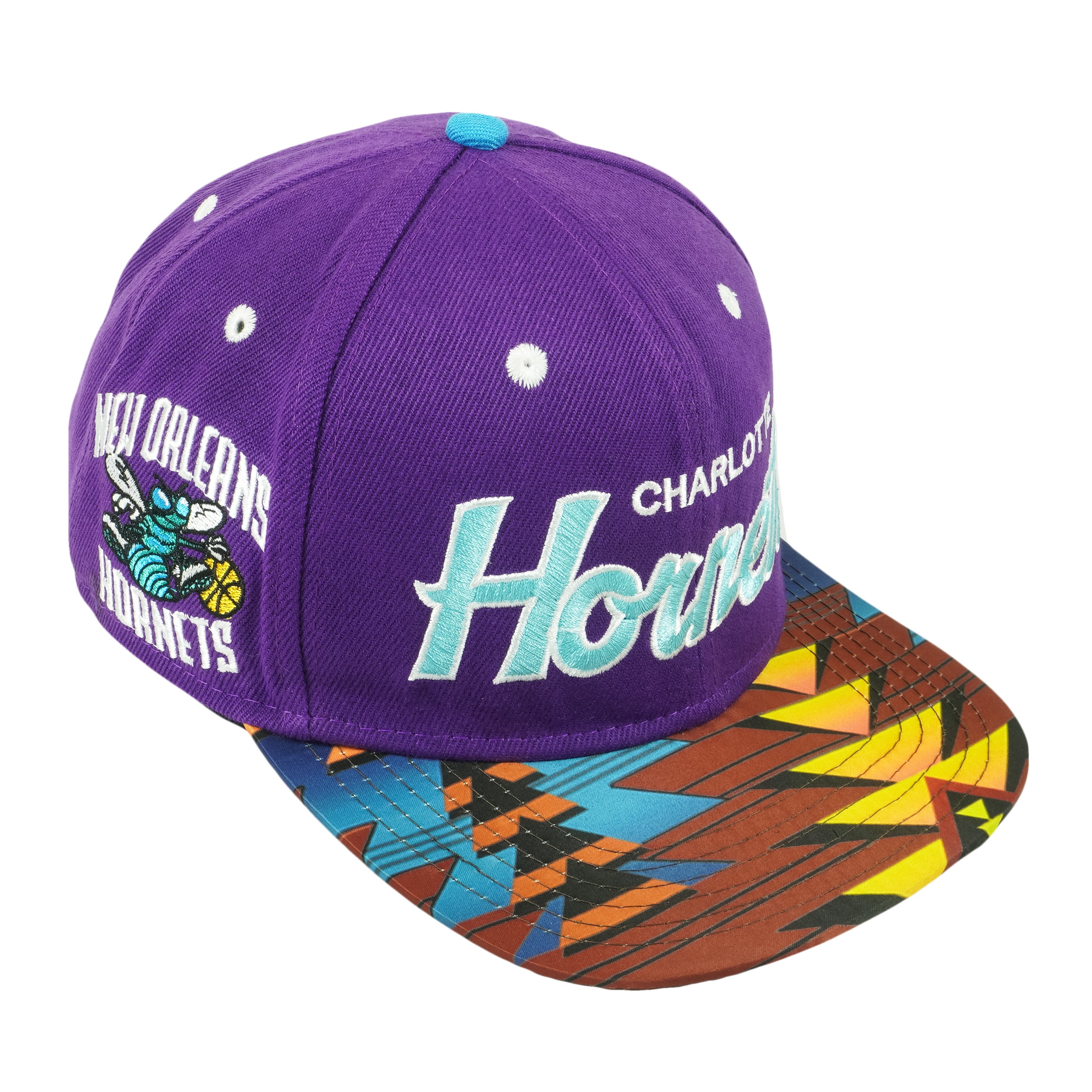 Vintage 90s Charlotte Hornets NBA Embroidered white Leather Snapback Hat