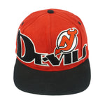 NHL (Twins Enterprise) - New Jersey Devils Embroidered Spell-Out Snapback Hat 1990s OSFA Vintage Retro