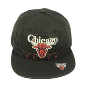 NBA (Twins Enterprise) - Chicago Bulls Embroidered Snapback Hat 1990s OSFA Vintage Retro Spell-Out