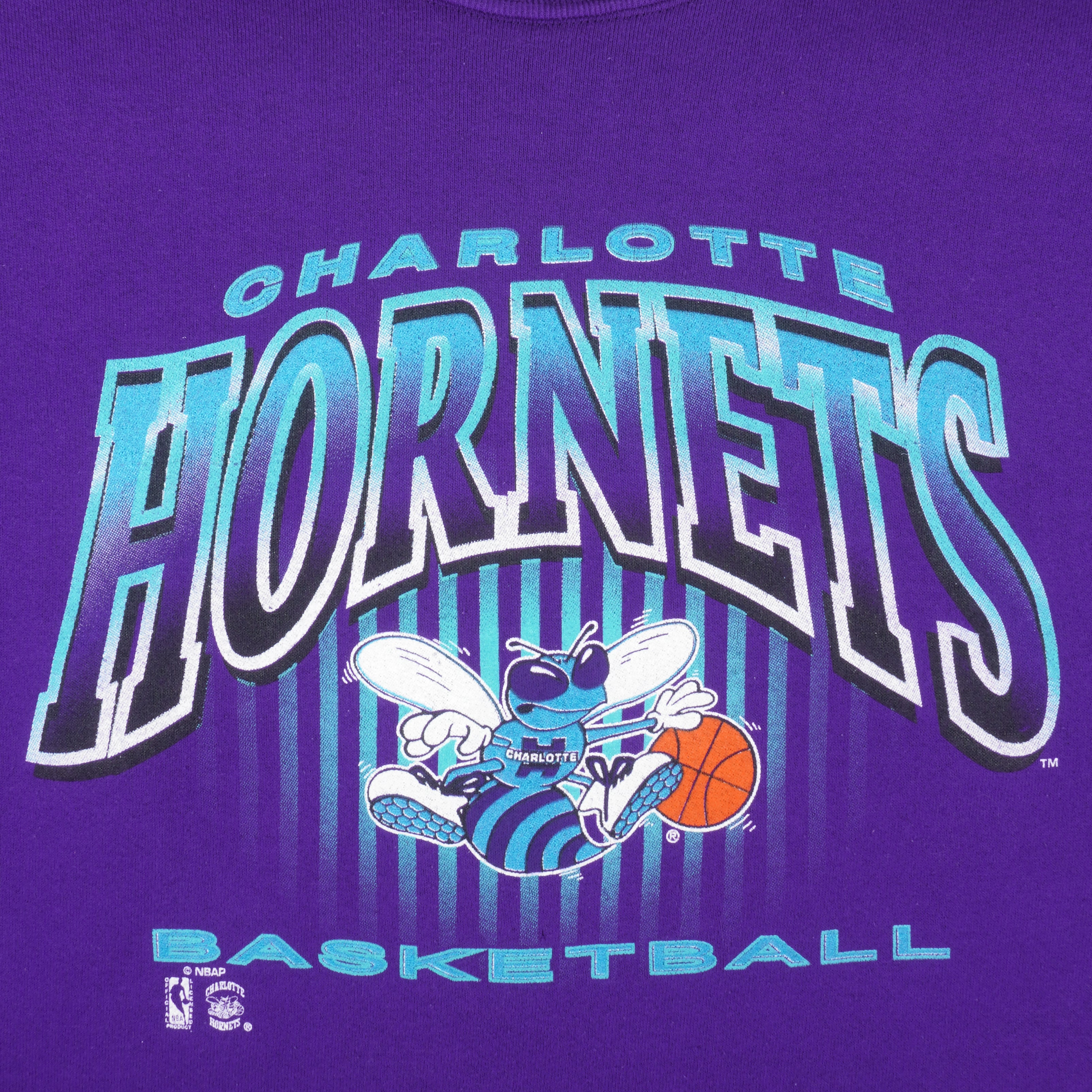 Charlotte Hornets 90's Vintage NBA T-Shirt Carolina Blue / 2XL