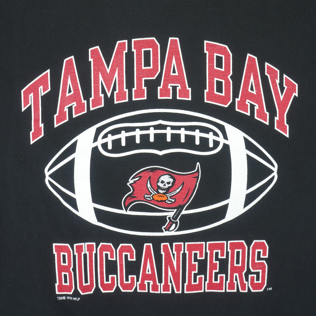 Champion - Tampa Bay Buccaneers Big Logo T-Shirt 1996 Large Vintage Retro Football