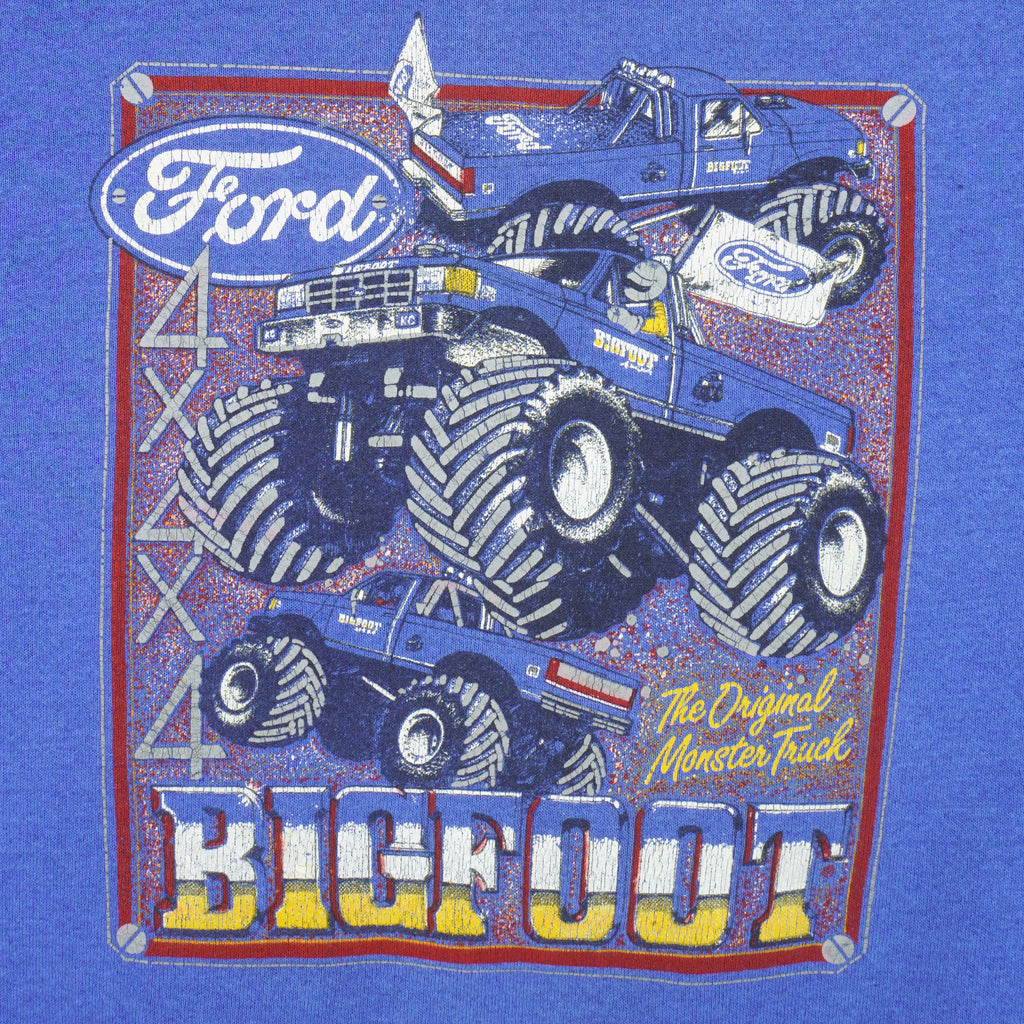 Vintage - Ford Big Foot Crew Neck Sweatshirt 1990s Medium Vintage Retro