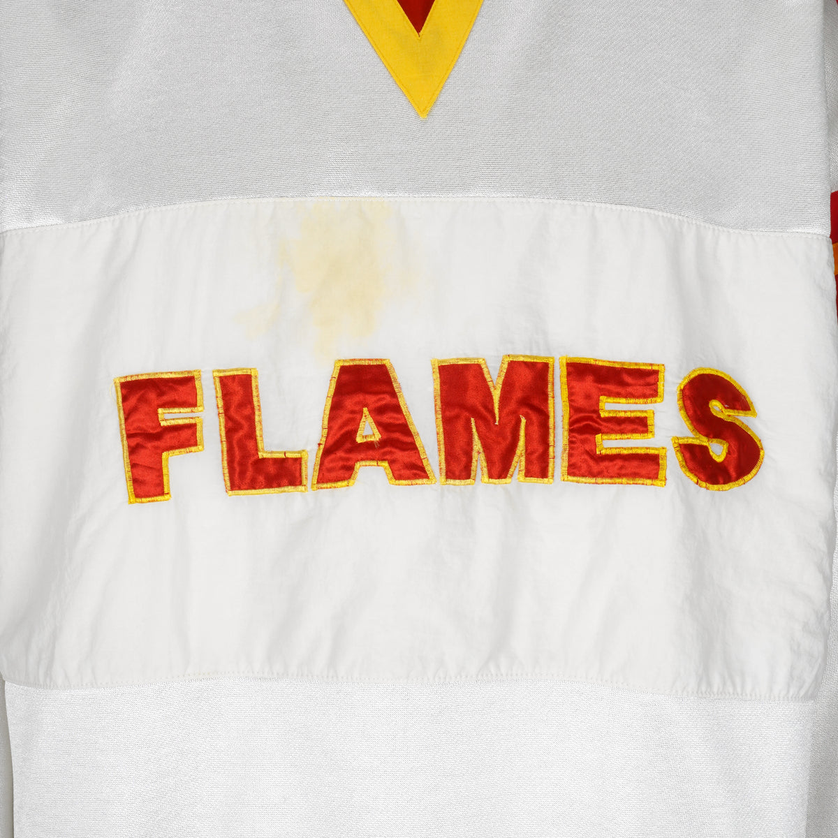 Starter - Calgary Flames Crew Neck Sweatshirt 1990s X-Large Vintage Retro Hockey