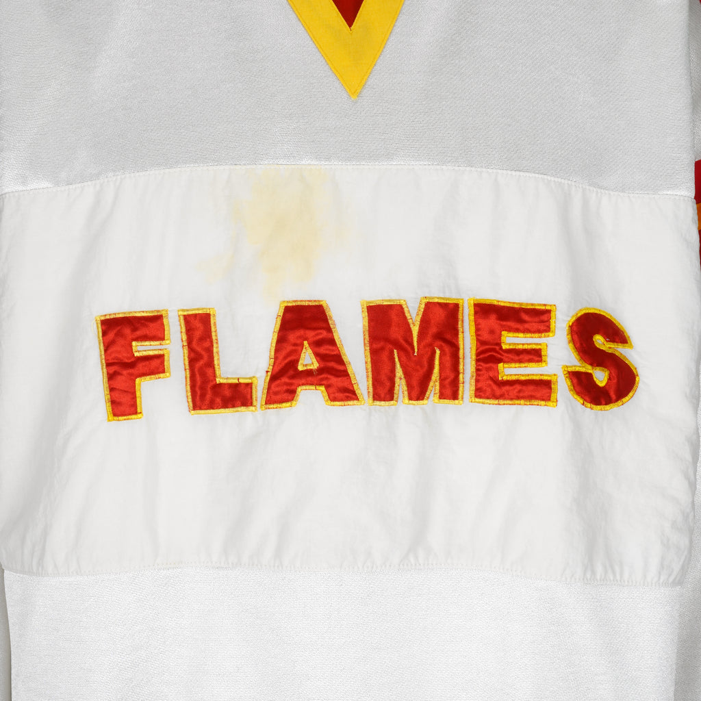 Starter - Calgary Flames Crew Neck Sweatshirt 1990s X-Large Vintage Retro Hockey