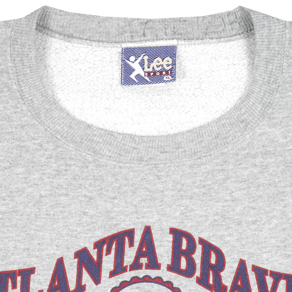 MLB (Lee) - Braves World Champions Crew Neck Sweatshirt 1995 X-Large Vintage Retro Baseball