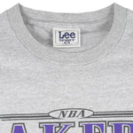 NBA (Lee)- Los Angeles Lakers Big Logo T-Shirt 1990s Medium Vintage Retro Basketball
