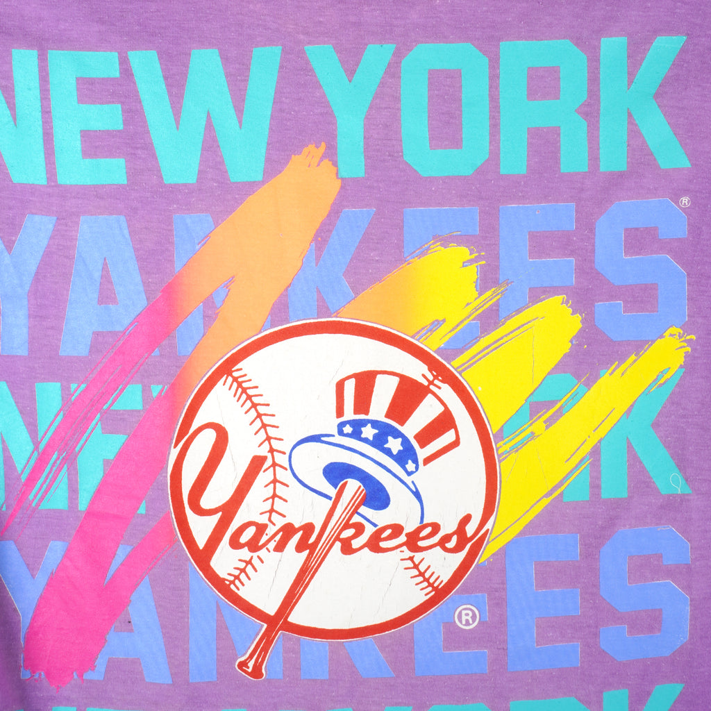 MLB (Soft Wear) - Purple New York Yankees T-Shirt 1991 Medium Vintage Retro Baseball