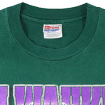 NBA (Hanes) - Green Milwaukee Bucks T-Shirt 1990s Large Vintage Retro Baseketball