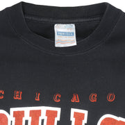 NBA - Chicago Bulls World Champs T-Shirt 1990s Large Vintage Retro Basketball