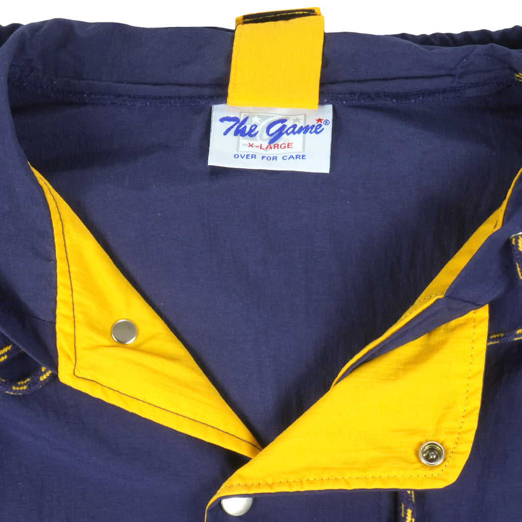 NCAA (The Game) - Notre Dame Fighting Irish Hooded Windbreaker 1990s X-Large Vintage Retro College