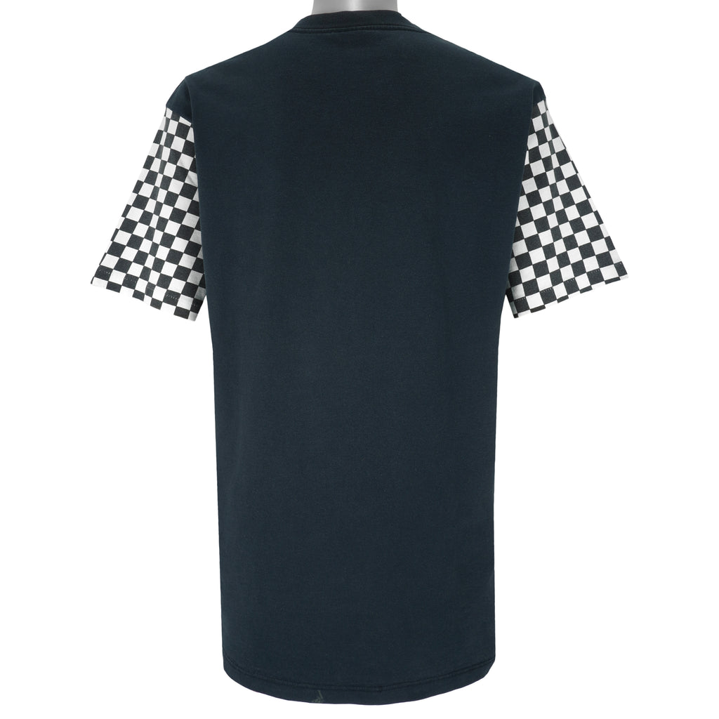 NASCAR (Nutmeg)- The Intimidator Dale Earnhardt T-Shirt 1990s X-Large Vintage Retro