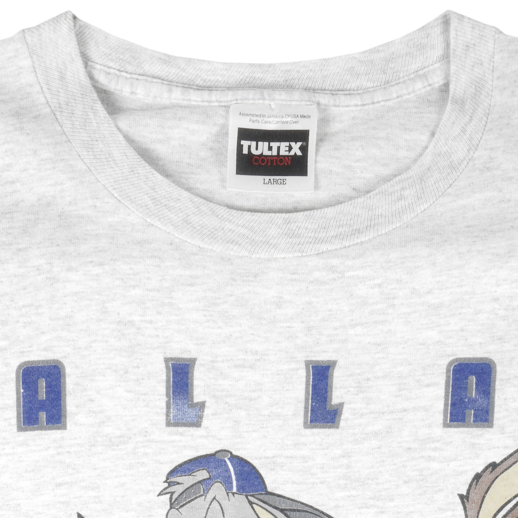 NFL (Tultex) - Cowboys VS Looney Tunes T-Shirt 1993 Large Vintage Retro Football