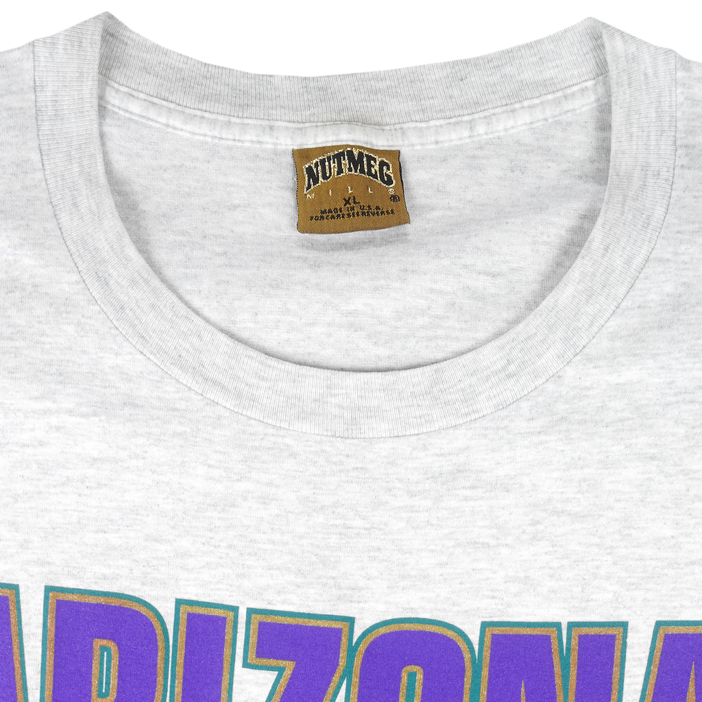 MLB (Nutmeg) - Arizona Diamondbacks T-Shirt 1995 X-Large Vintage Retro Baseball