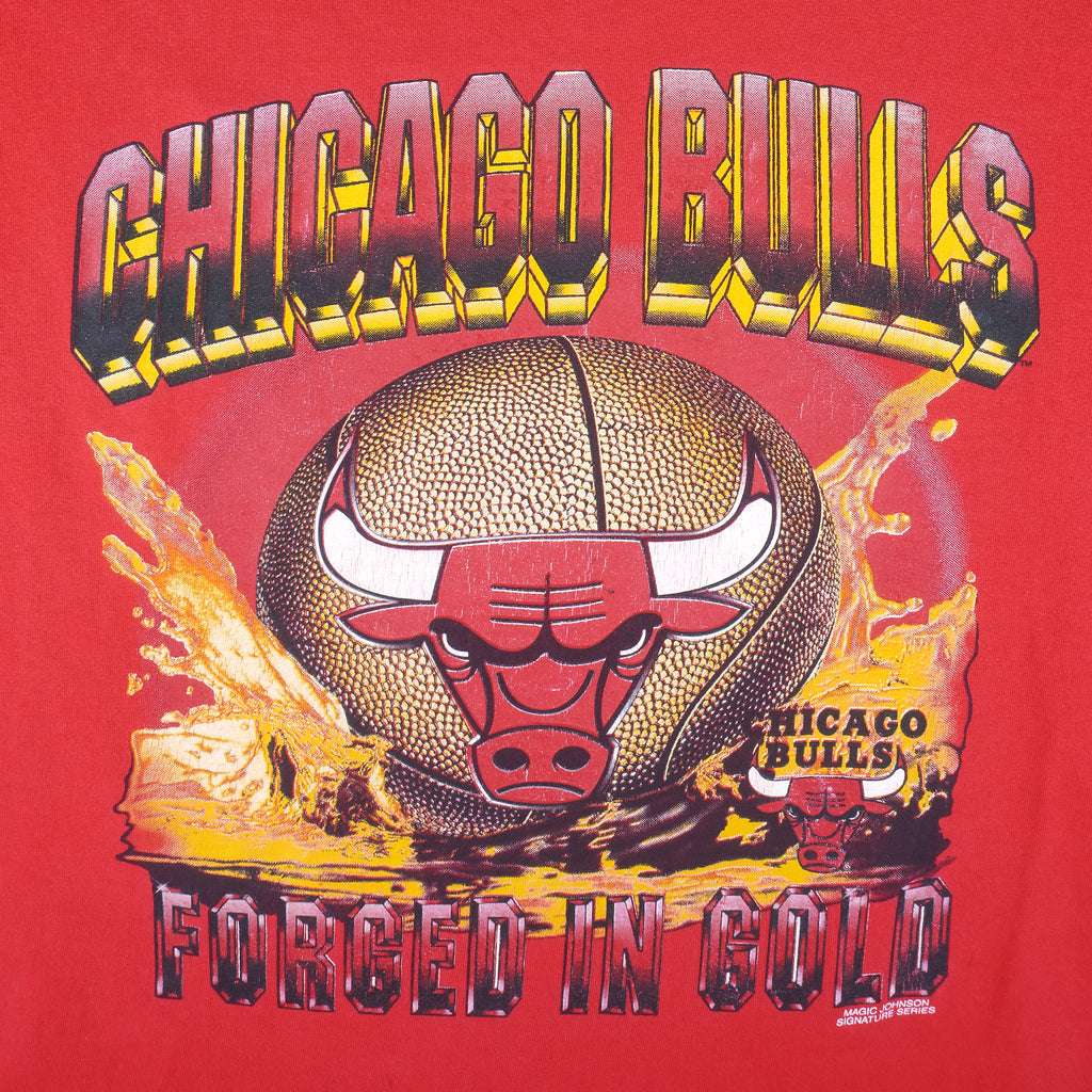 NBA (Magic Johnson Ts) - Chicago Bulls Forged In Gold T-Shirt 1990s Large Vintage Retro Basketball