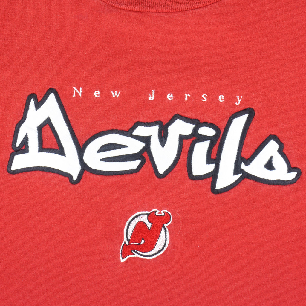 NHL (Sport Attrack) - New Jersey Devils Embroidered T-Shirt 1990s X-Large Vintage Retro Hockey