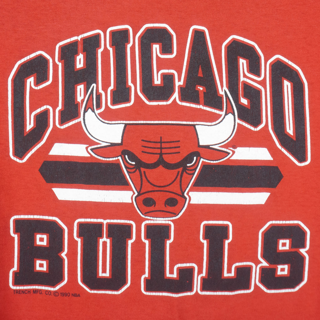 NBA (Trench) - Chicago Bulls  T-Shirt 1990 Medium Vintage Retro Basketball