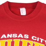 NFL (Artex) - Kansas City Chiefs Snoopy Crew Neck Sweatshirt 1990s Large Vintage Retro Football