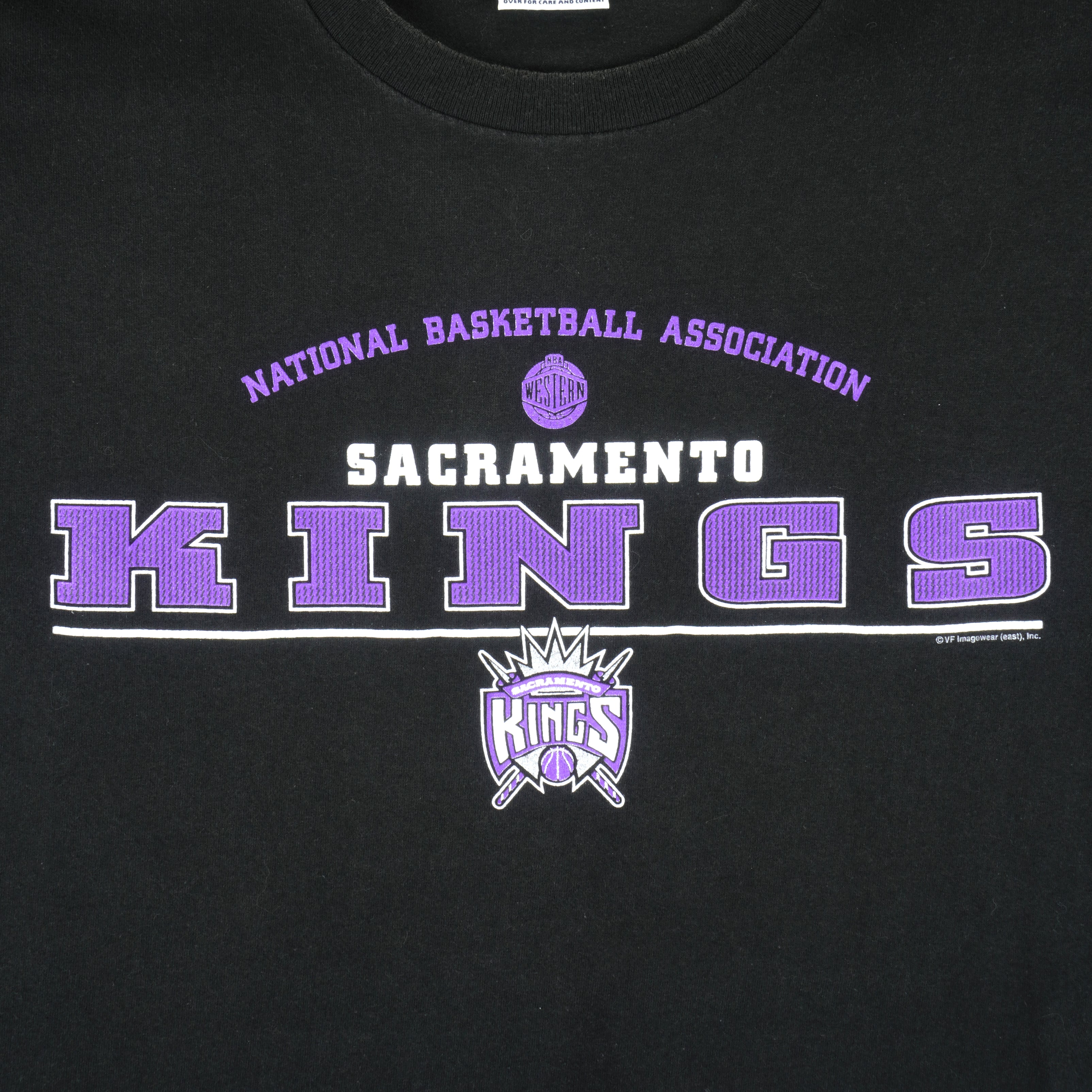 NBA (Lee) - Sacramento Kings T-Shirt 1990s X-Large Vintage Retro Basketball