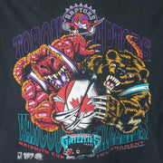 NBA - Raptors VS Grizzlies Naismith Cup Spell-Out T-Shirt 1994 X-Large Vintage Retro Basketball