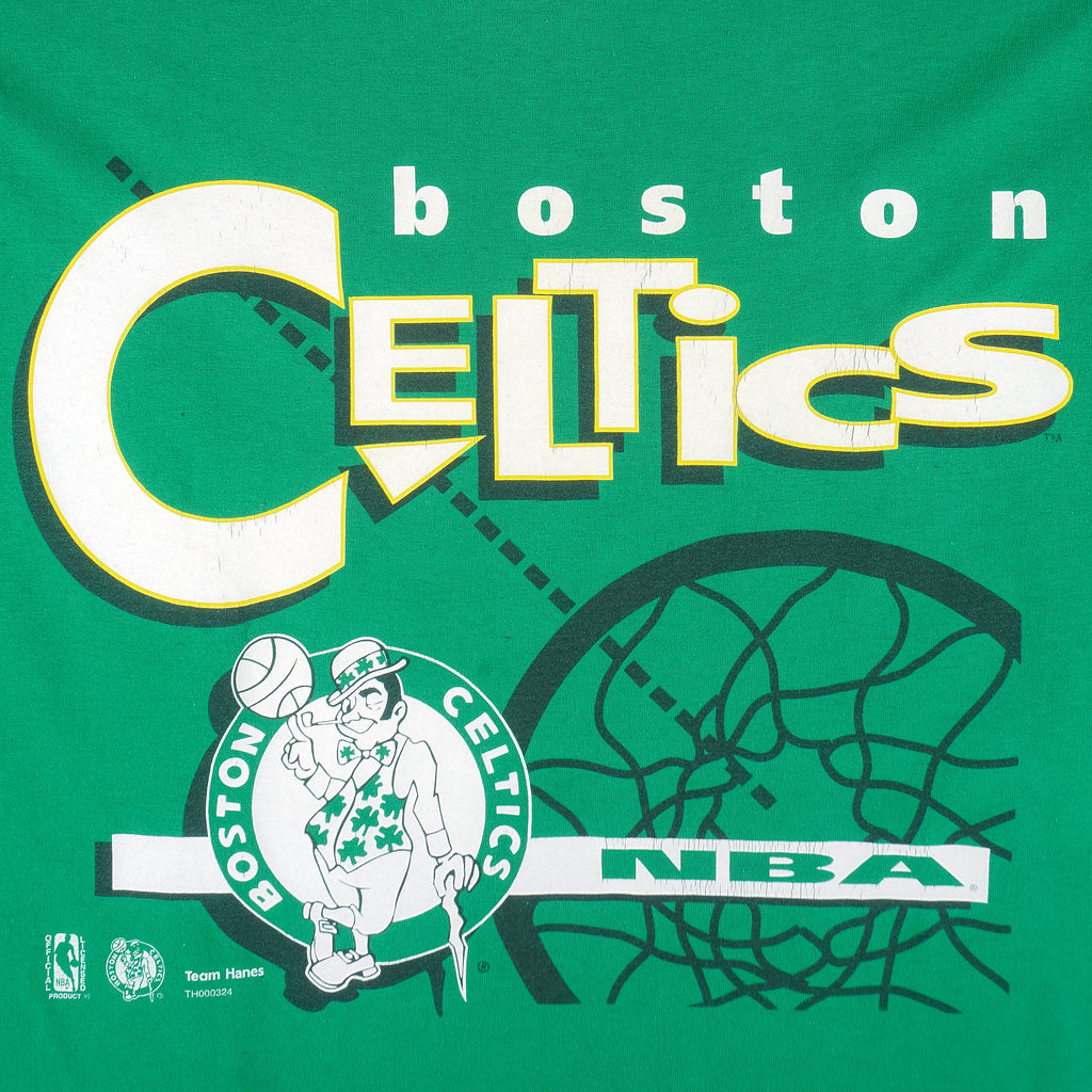 NBA (Hanes) - Green Boston Celtics T-Shirt 1990s Large Vintage Retro Basketball