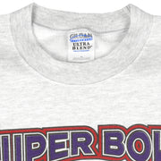 NFL (Gildan) - Jason Sehorn Giants VS Ray Lewis Ravens Crew Neck Sweatshirt 2001 X-Large Vintage Retro Football