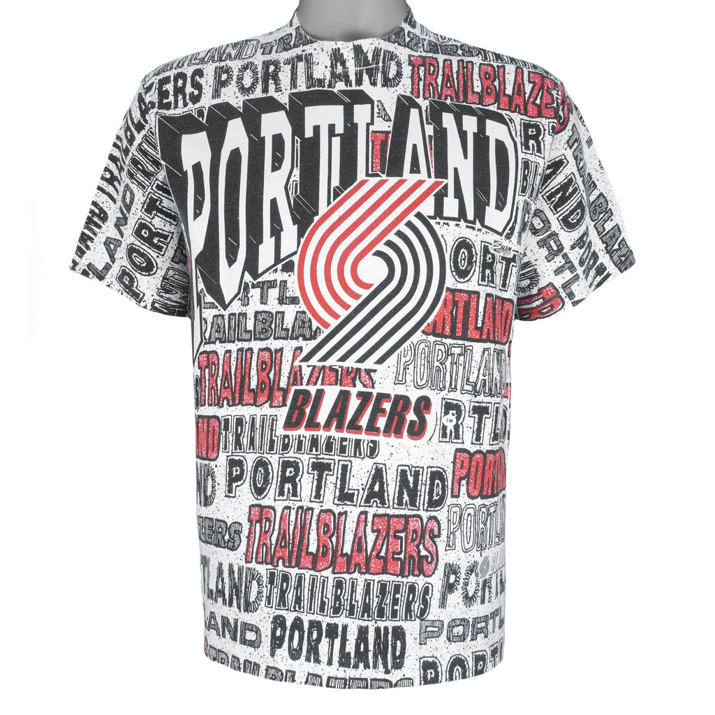 NBA (Salem) - Portland Blazers All Over Print T-Shirt 1990s Large Vintage Retro Basketball