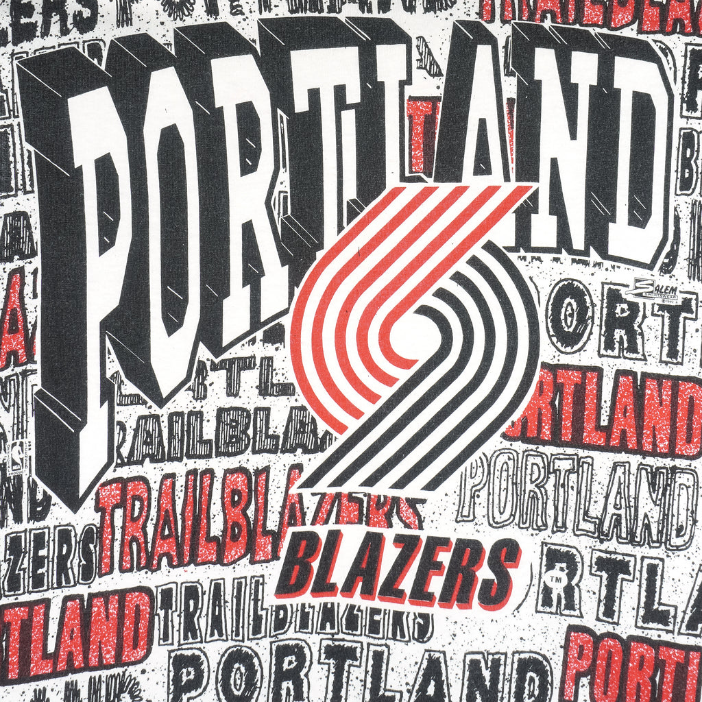 NBA (Salem) - Portland Blazers All Over Print T-Shirt 1990s Large Vintage Retro Basketball