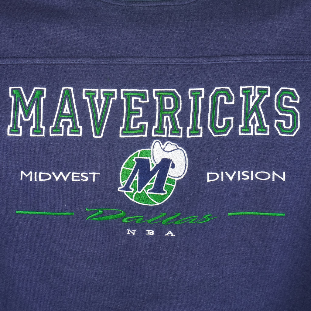 NBA (Lee) - Dallas Mavericks Embroidered Sweatshirt 1990s X-Large Vintage Retro