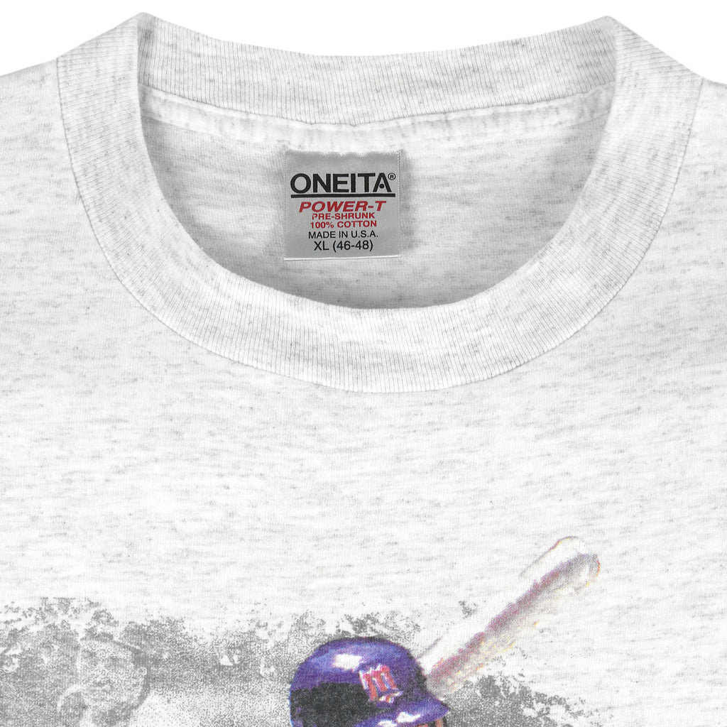 Vintage MLB (Oneita) - Minnesota Twins Kirby Puckett T-Shirt 1992 X-Large