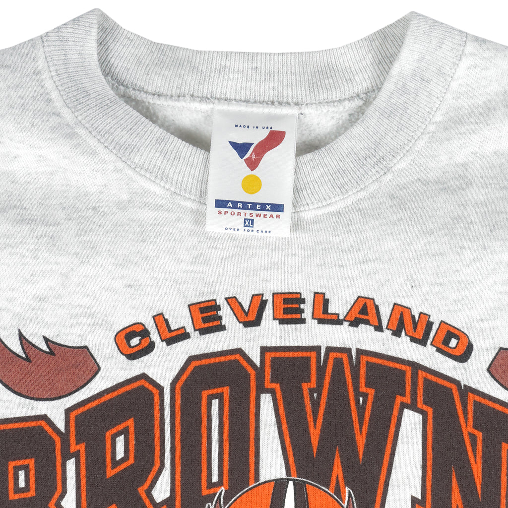 NFL (Artex) - Cleveland Browns X Taz Winning Is The Only Thing Sweatshirt 1992 X-Large Vintage Retro Football
