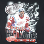 NHL (Joy Athletic) - Detroit Red Wings Steve Yzerman T-Shirt 1990s Large Vintage Retro Hockey