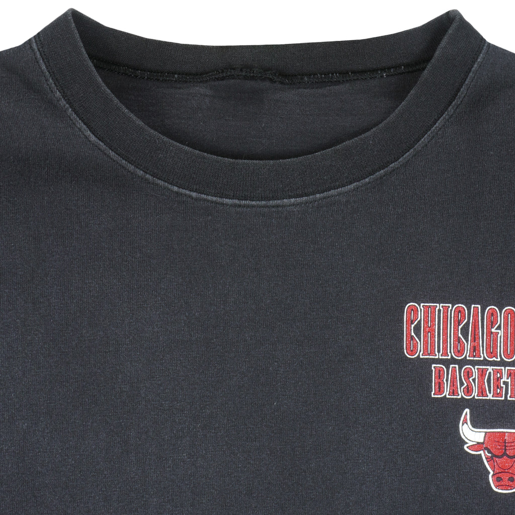 NBA - Black Chicago Bulls Crew Neck Sweatshirt 1990s Vintage Retro Basketball
