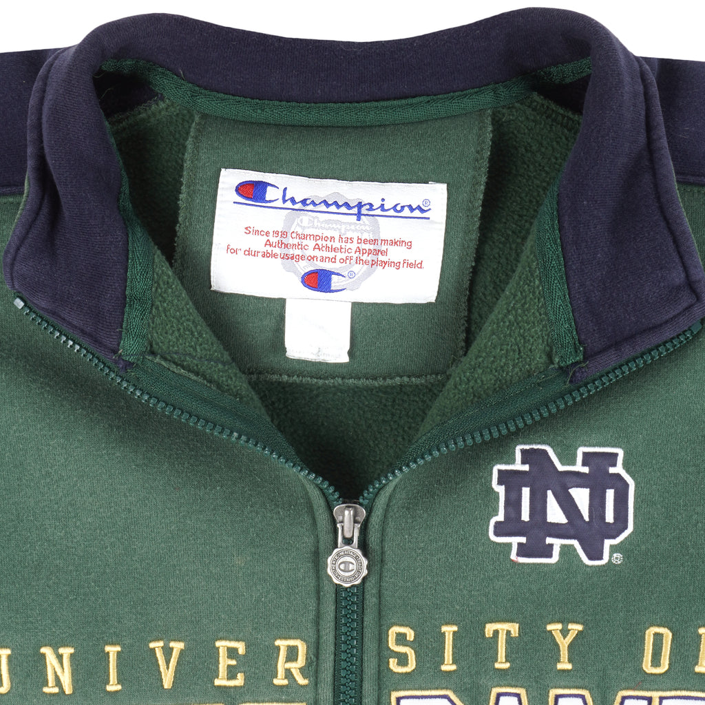 Champion - Notre Dame Fighting Irish Embroidered Sweatshirt 1990s Small Vintage Retro College