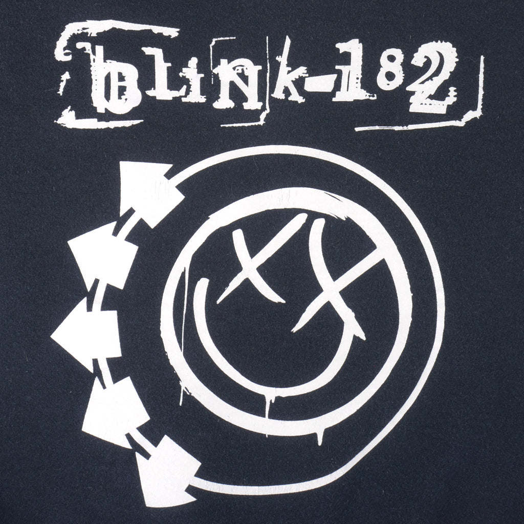 Vintage - Black Blink 182 Crew Neck Sweatshirt 2000s Small Vintage Retro