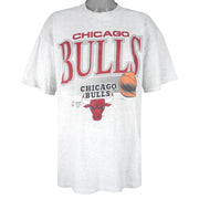 NBA - Chicago Bulls Big Logo T-Shirt 1990s Large Vintage Retro Basketball