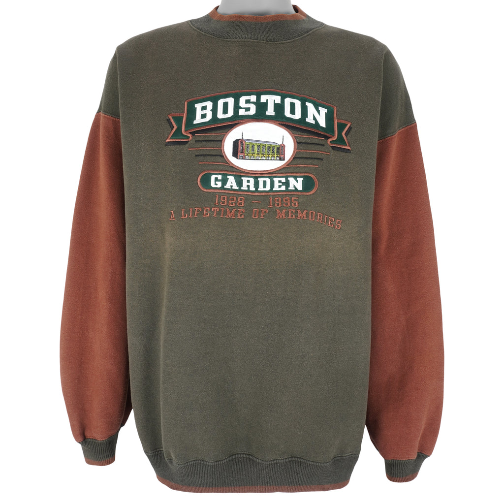Vintage - Boston Garden Crew Neck Sweatshirt 1990s X-Large Vintage Retro