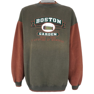 Vintage (Midwest) - Boston Garden Embroidered Crew Neck Sweatshirt 1995 X-Large