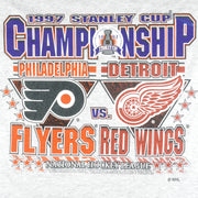 NHL (Logo 7) - Philadelphia Flyers VS Detroit Red Wings T-Shirt 1997 X-Large Vintage Retro Hockey