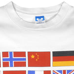 Disney - Epcot Center Flags T-Shirt 1990s Large Vintage Retro