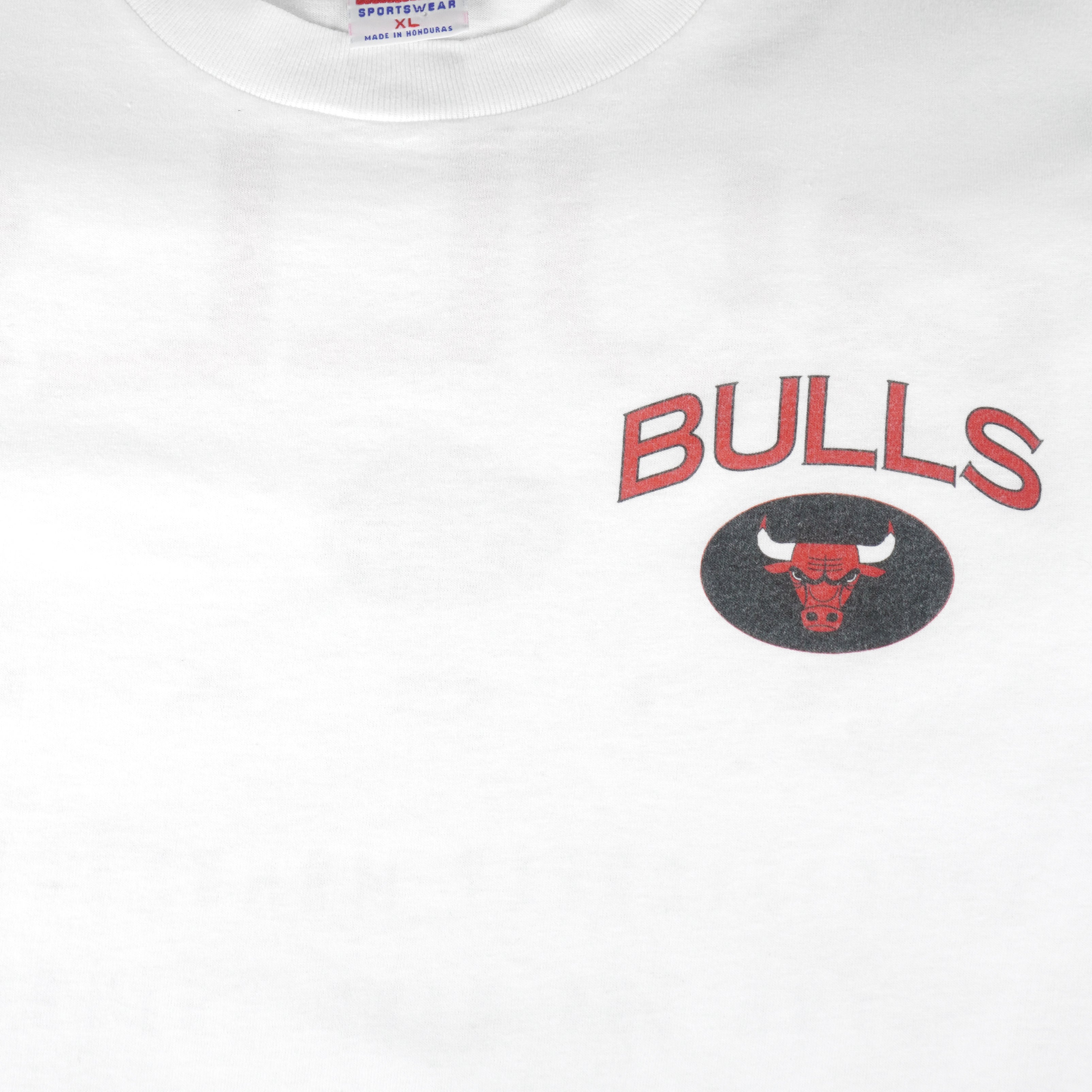NBA (True-Fan) - Chicago Bulls Big Logo T-Shirt 1990s X-Large Vintage Retro Basketball