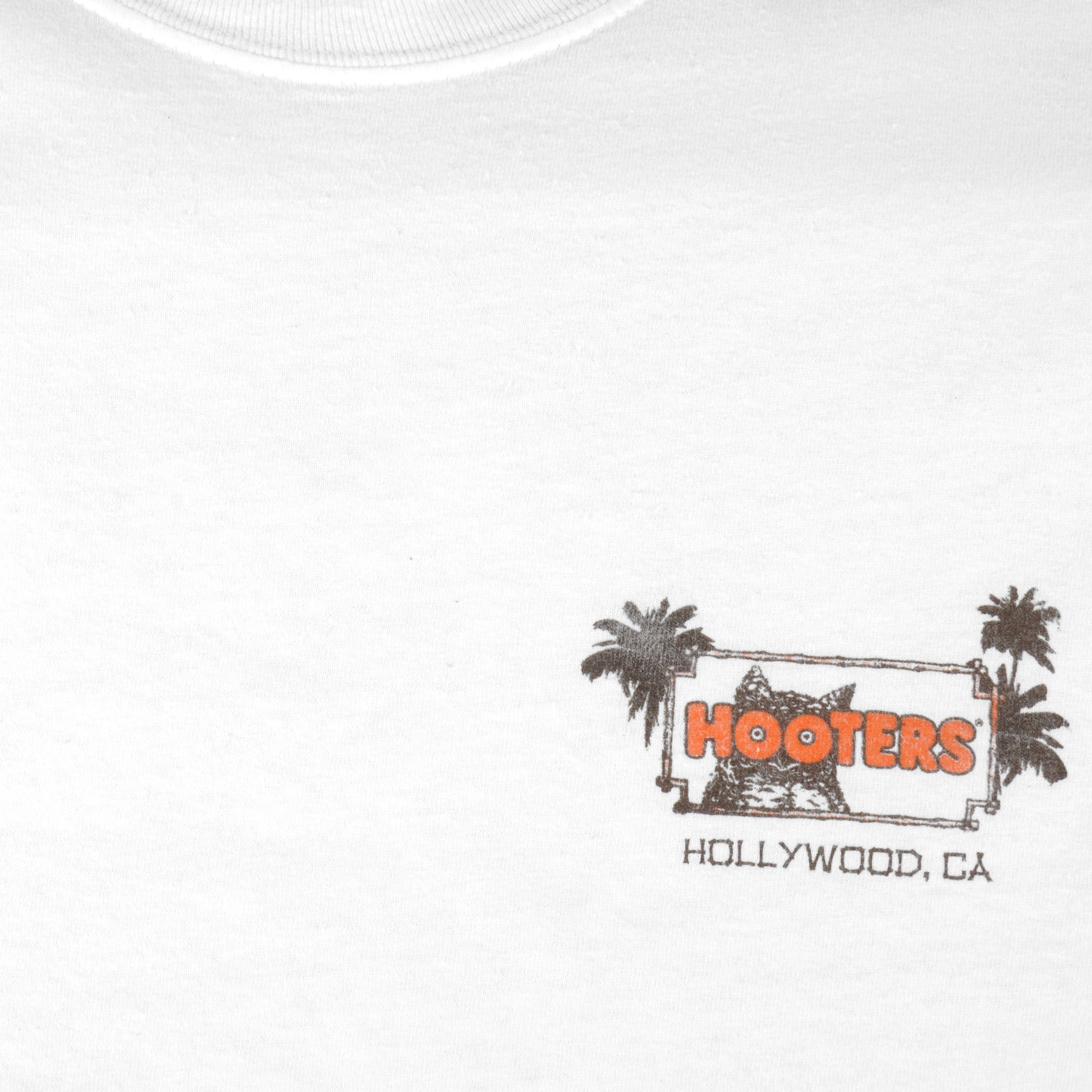 Vintage (Gildan) - Hooters Hollywood CA T-Shirt 1990s X-Large Vintage Retro