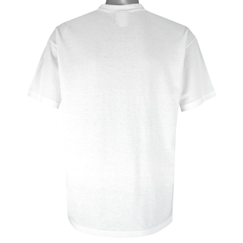 Vintage (L.A Gear) - White Unstoppable T-Shirt 1990s Large Vintage Retro