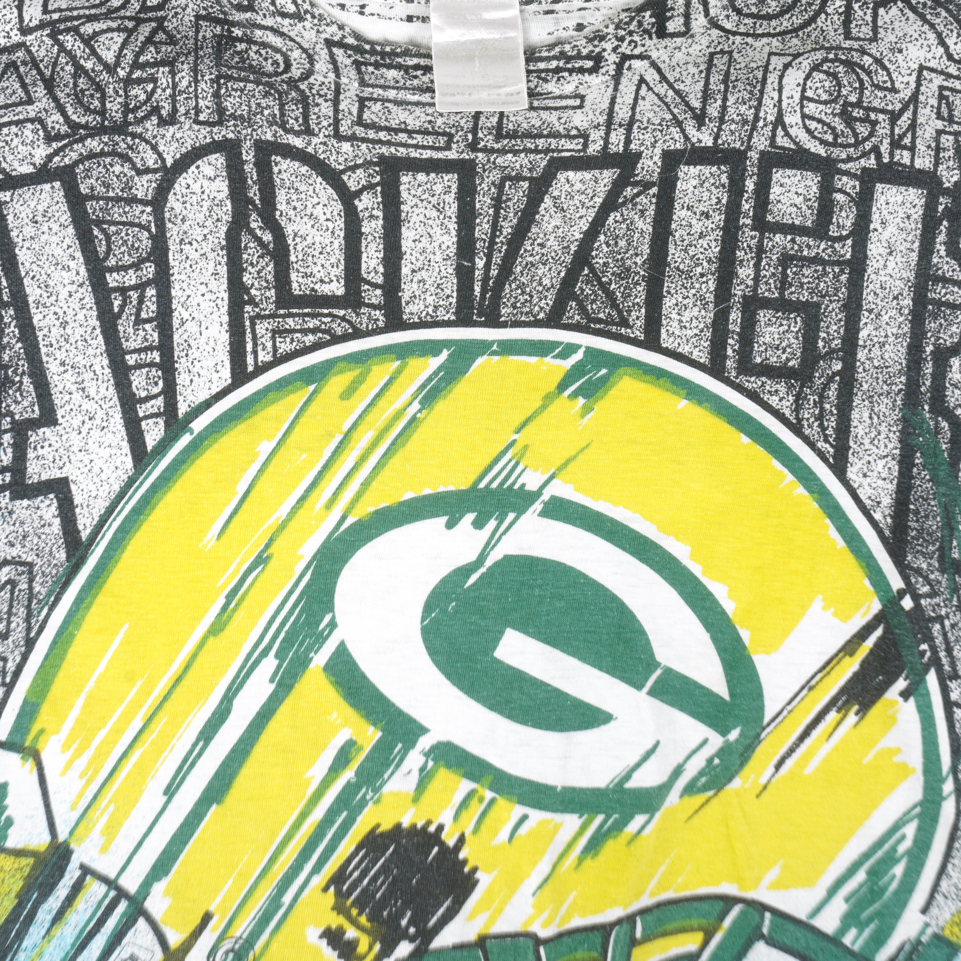 NFL (Magic Johnson T's) - Green Bay Packers All Over Print T-Shirt 1990s X-Large Vintage Retro Football